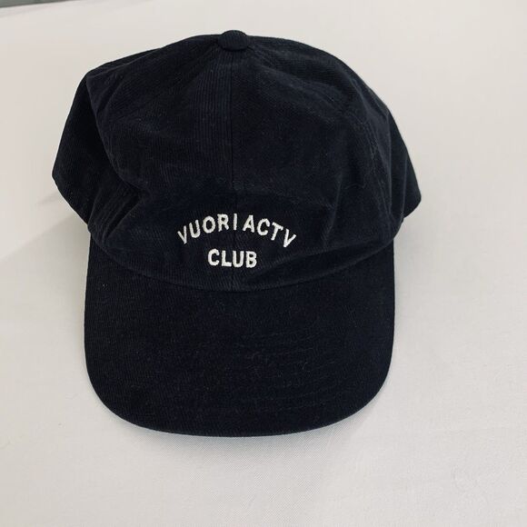 NWT Vuori Hat Unisex Black ACTV Club Dad Adjustable Embroidered Casual Outdoor - Picture 1 of 6